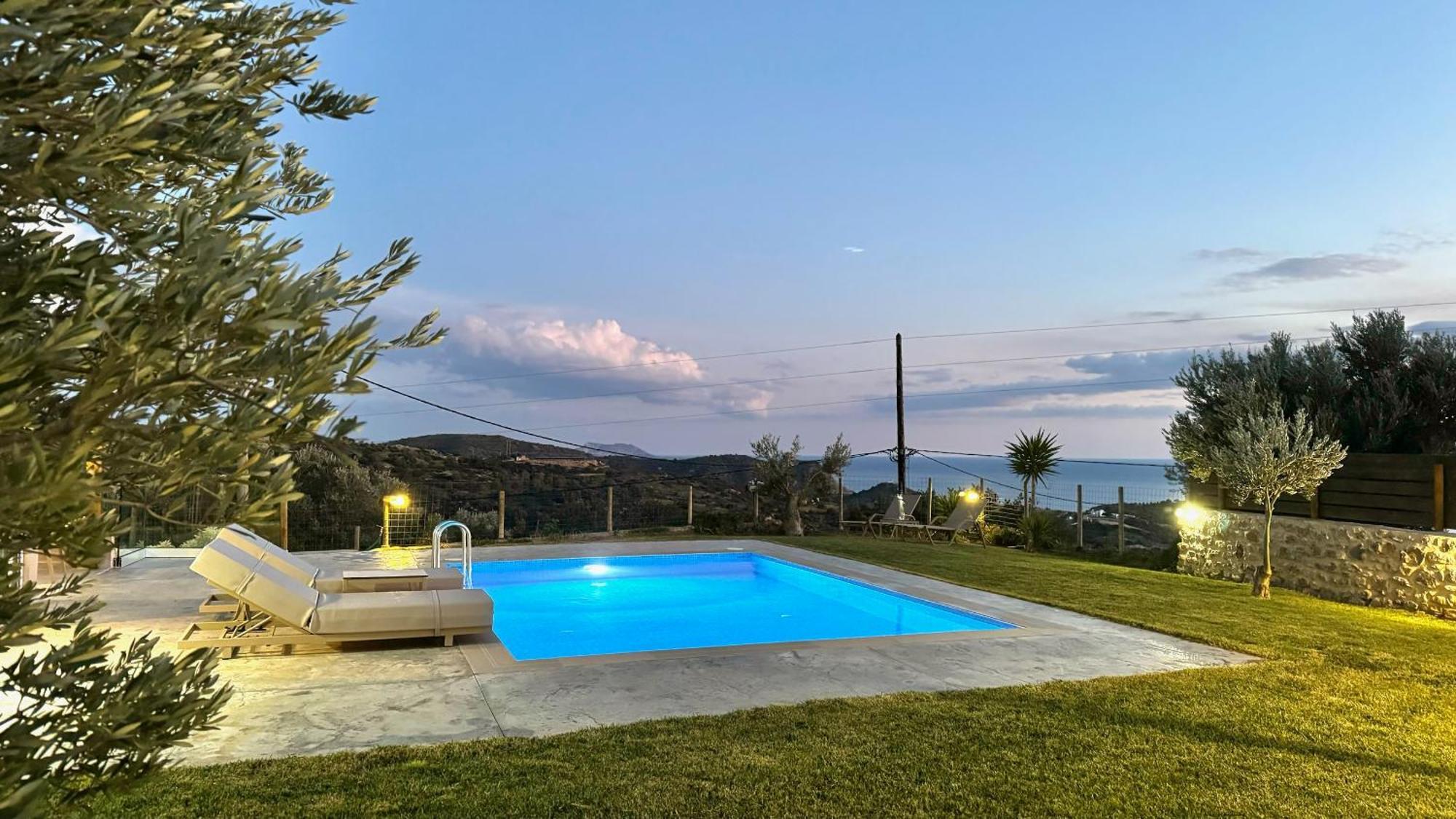 Villa Michael Triopetra Private Villa, Private Swimming Pool, Garden, Panoramic Sunset Bagian luar foto